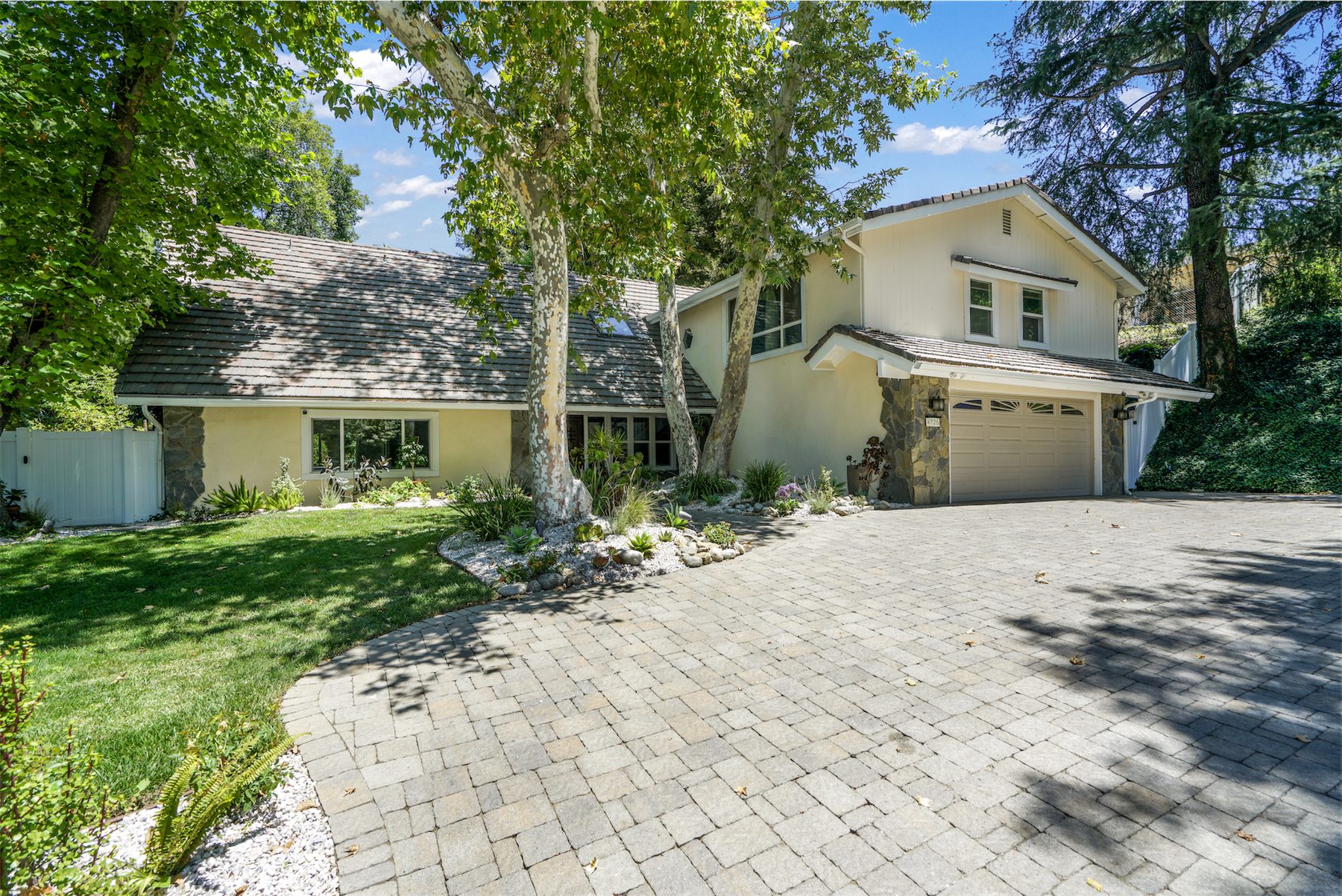 Front exterior of 4726 Winnetka Avenue in Woodland Hills