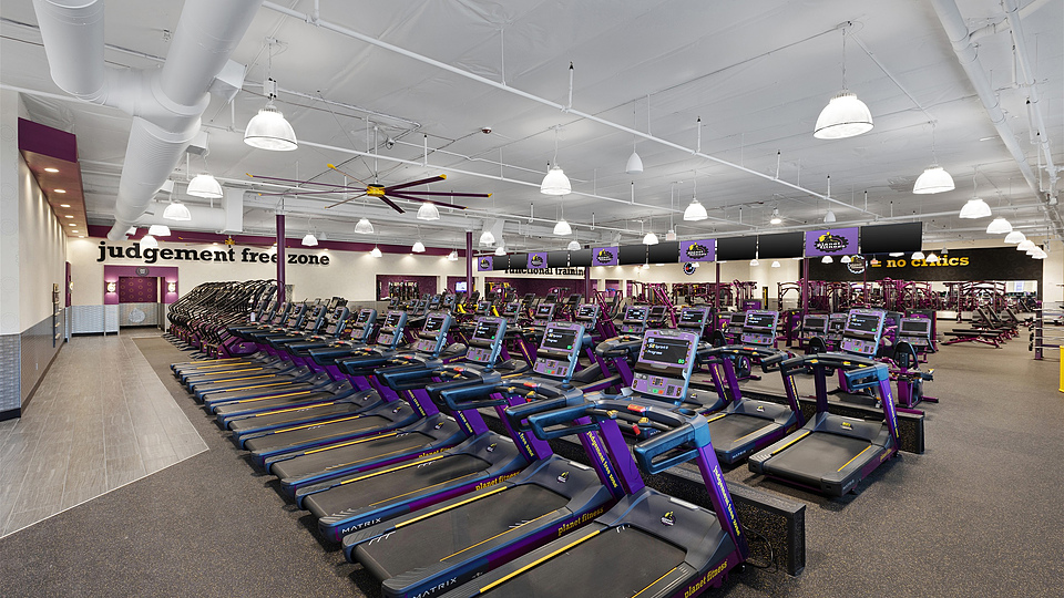 Commercial interior property photographed by Door3D
