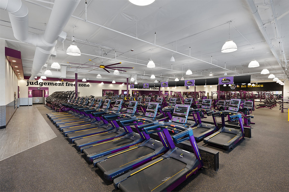 Commercial interior preview for the Showcase package