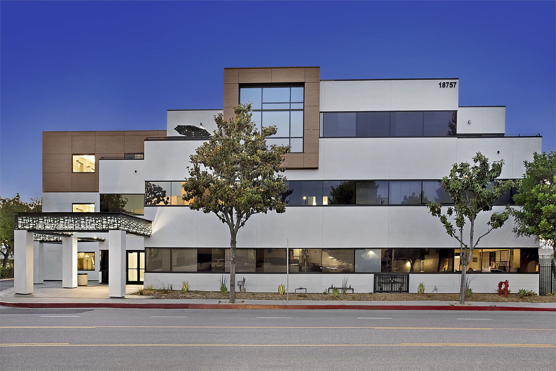 Twilight commercial exterior preview for the Exposure package