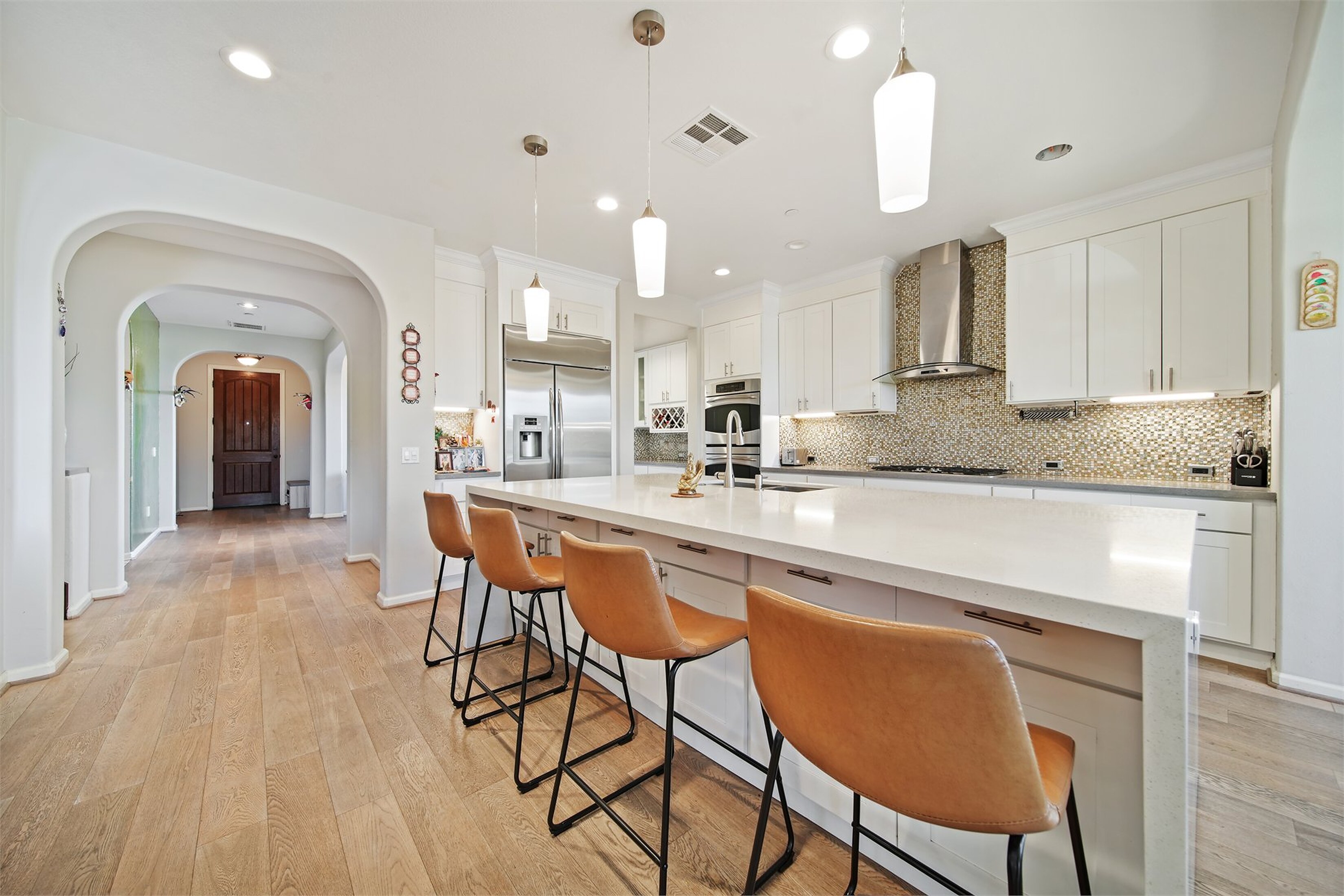 Bright dining and kitchen space professionally photographed by Door3D